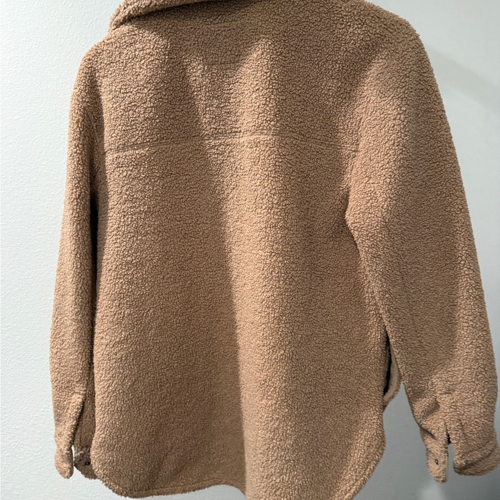 Abercrombie Cozy Tan Sherpa Jacket - Picture 6 of 7